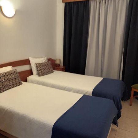 Hospedaria Descansa Pernas Мончик Екстериор снимка